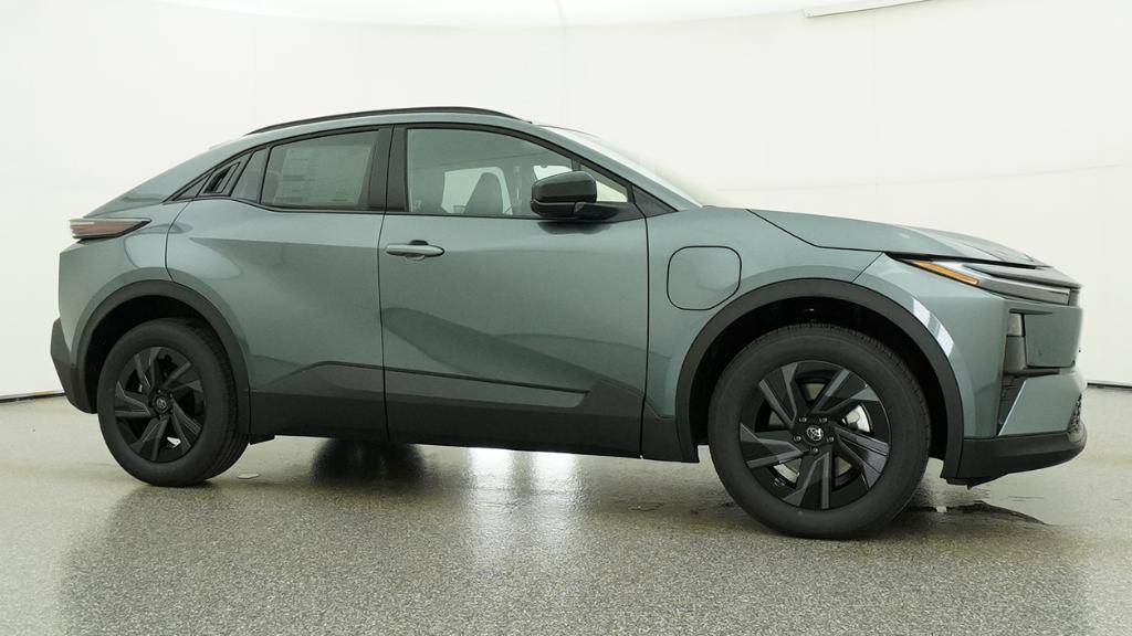 New 2026 Overcast Toyota  SE image 11