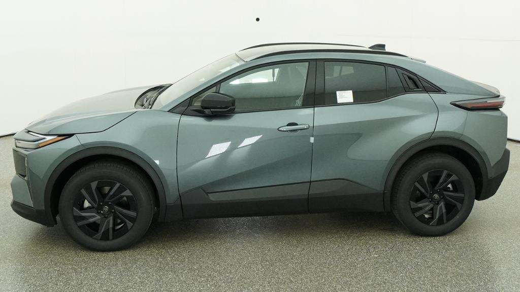 New 2026 Overcast Toyota  SE image 3