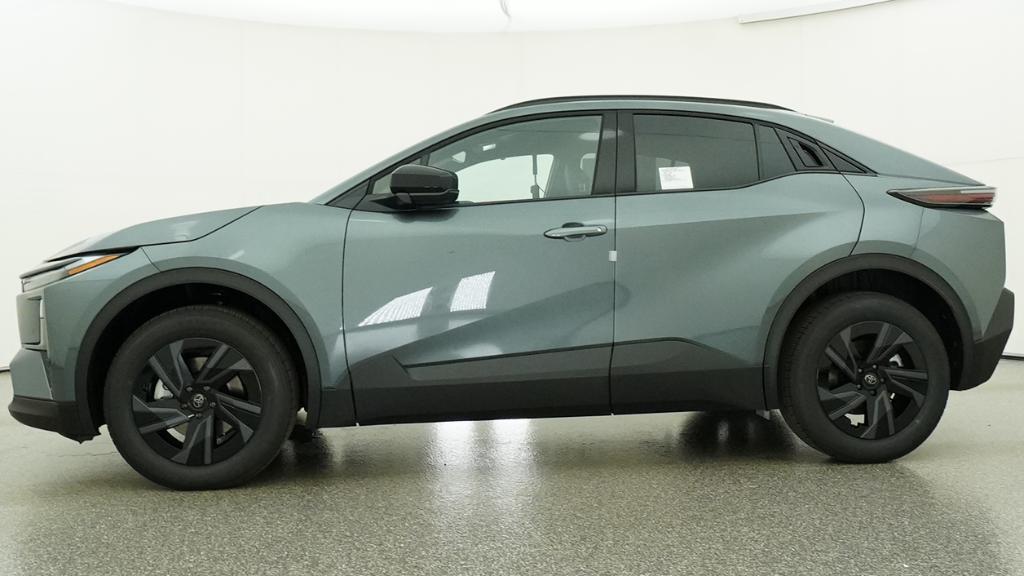 New 2026 Overcast Toyota  SE image 2