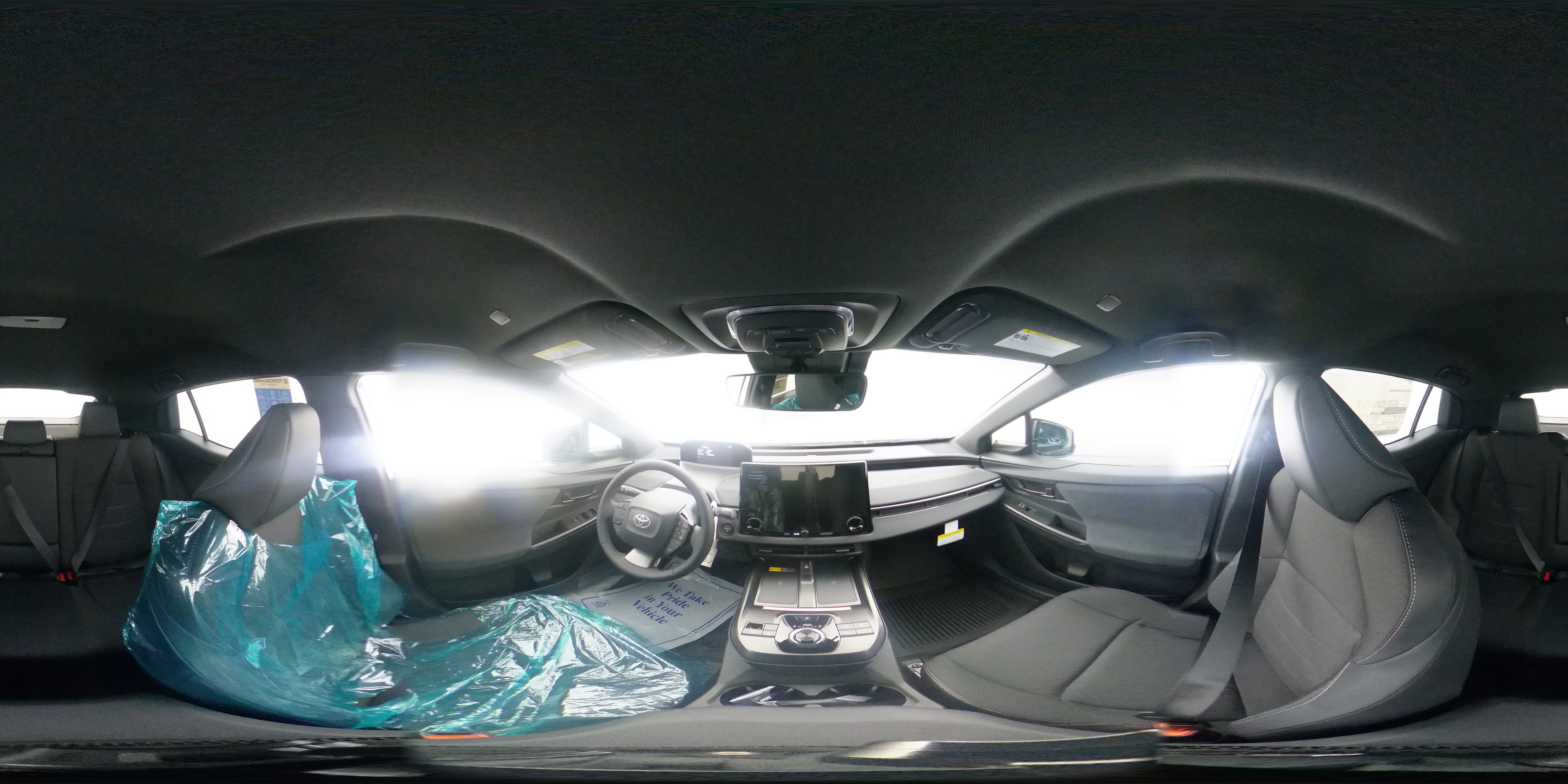 New 2026 Wind Chill Pearl Toyota SE 360 Panorama 1