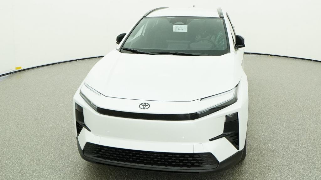 New 2026 Wind Chill Pearl <sup>1</sup> Toyota  SE image 42
