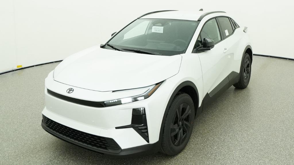 New 2026 Wind Chill Pearl <sup>1</sup> Toyota  SE image 39