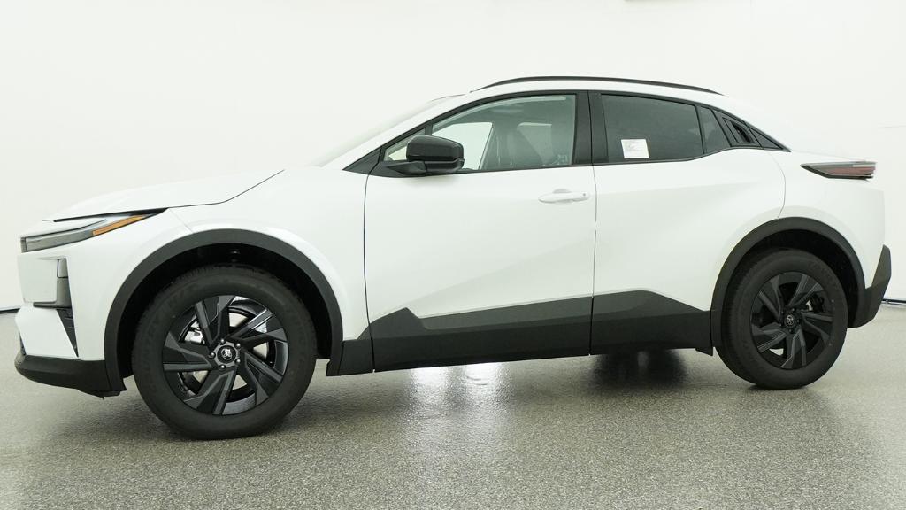 New 2026 Wind Chill Pearl <sup>1</sup> Toyota  SE image 52
