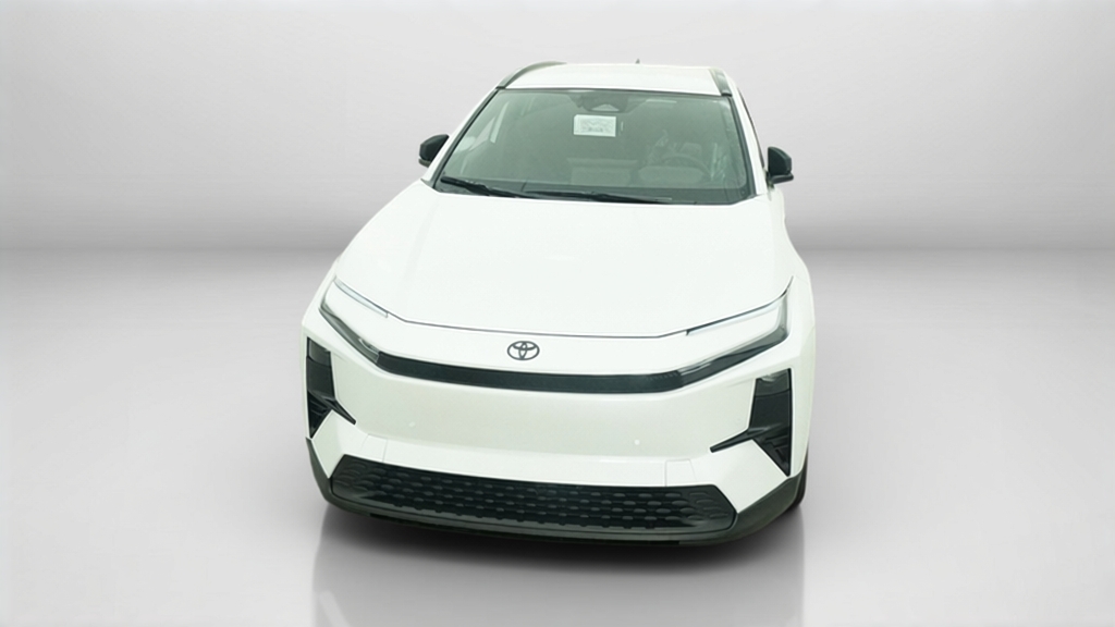New 2026 Wind Chill Pearl <sup>1</sup> Toyota  SE image 35