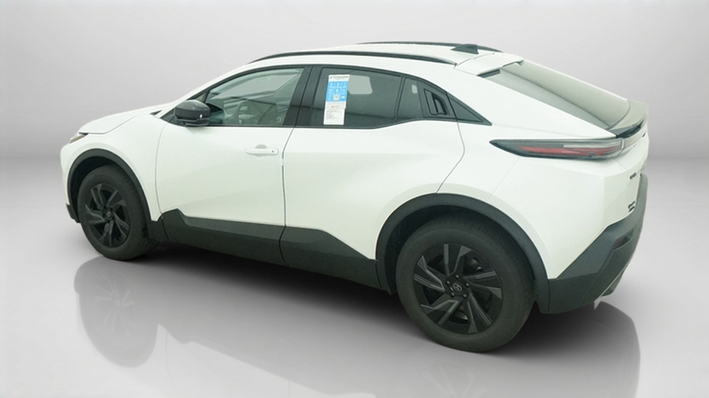 New 2026 Wind Chill Pearl <sup>1</sup> Toyota  SE image 34