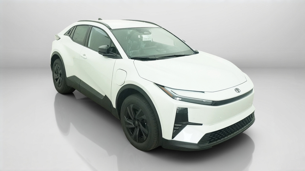 New 2026 Wind Chill Pearl <sup>1</sup> Toyota  SE image 24