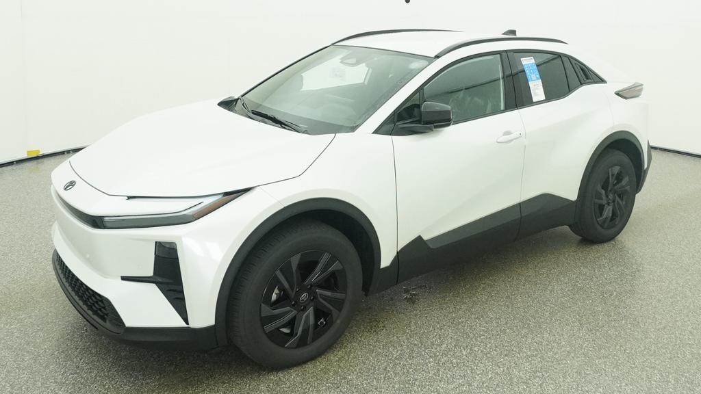 New 2026 Wind Chill Pearl <sup>1</sup> Toyota  SE image 20