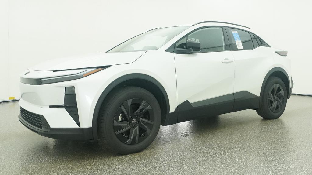 New 2026 Wind Chill Pearl <sup>1</sup> Toyota  SE image 25