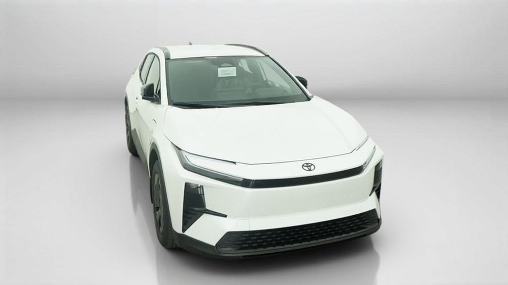 New 2027 Wind Chill Pearl <sup>1</sup> Toyota  SE image 4