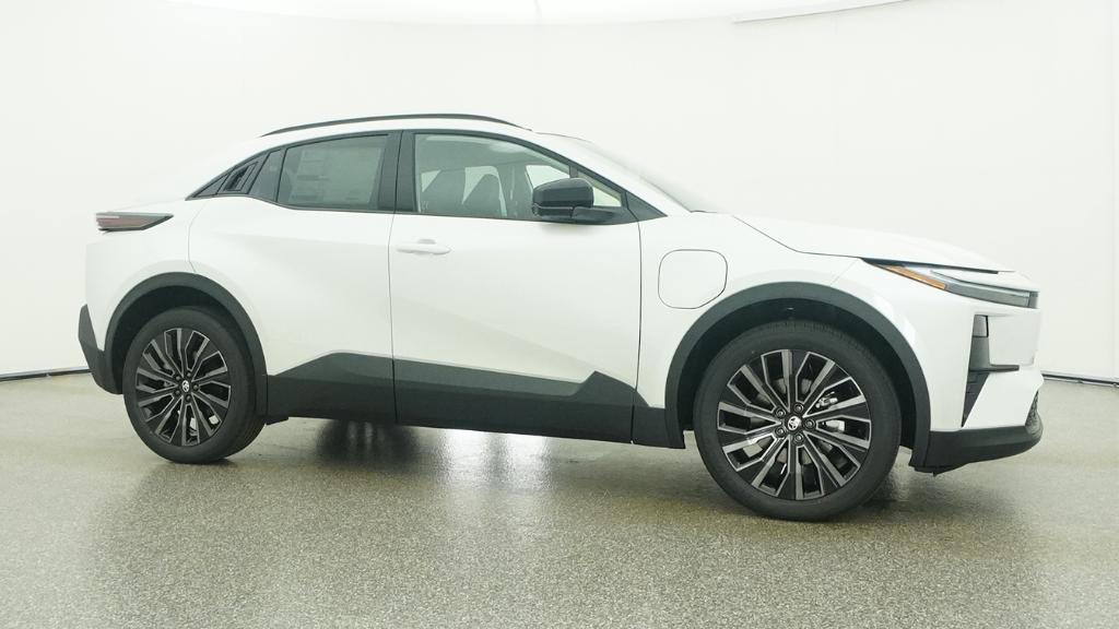 New 2026 Wind Chill Pearl Toyota XSE image 34
