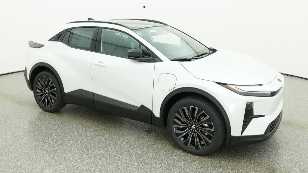 New 2026 Wind Chill Pearl Toyota XSE image 62