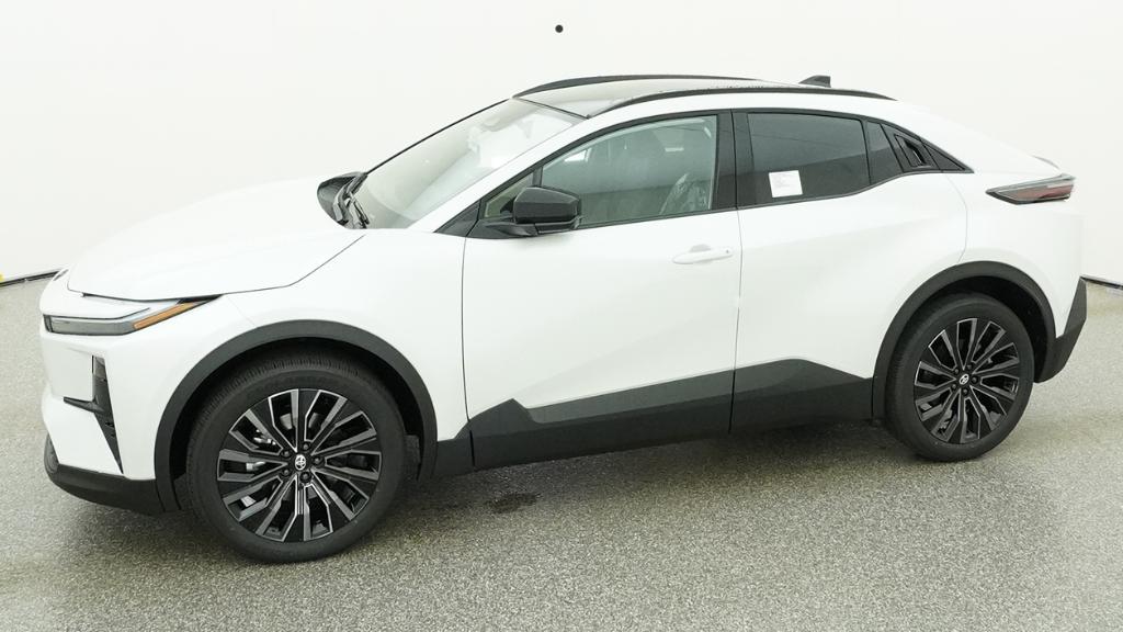 New 2026 Wind Chill Pearl Toyota XSE image 53