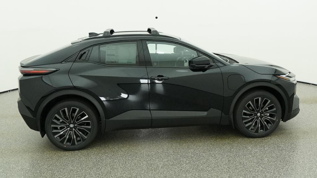 2026 Toyota C-HR XSE - Photo 42