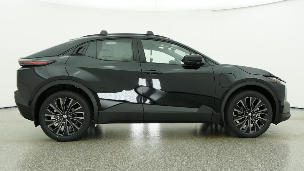 2026 Toyota C-HR XSE - Photo 51
