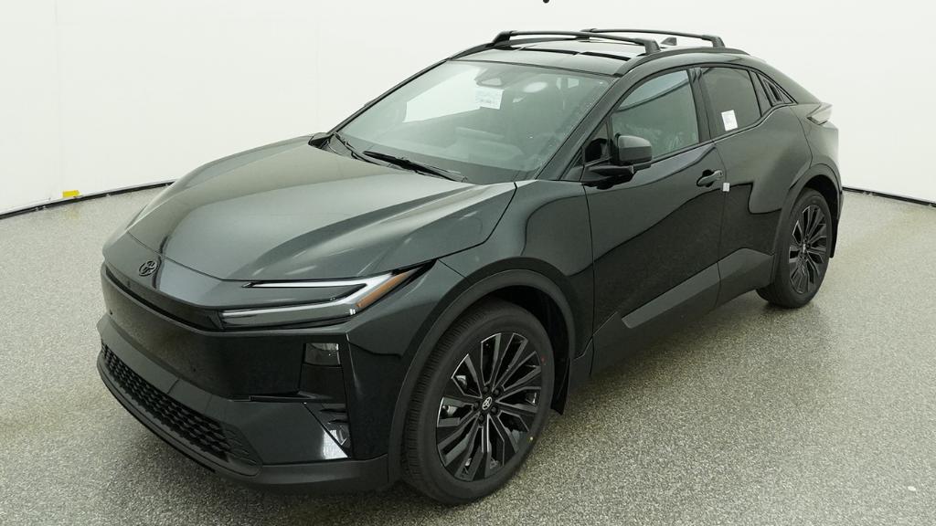 2026 Toyota C-HR XSE - Photo 38