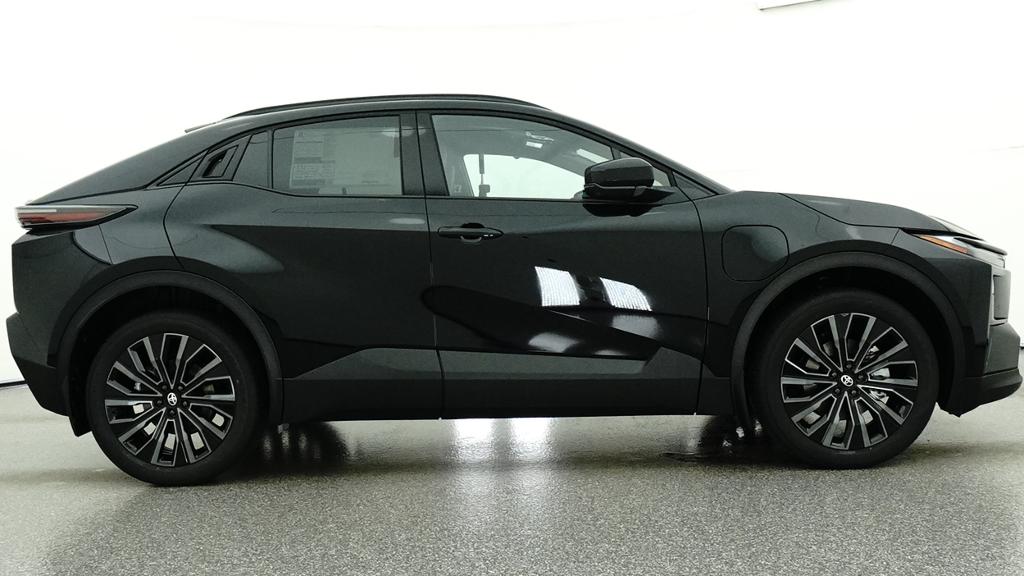New 2026 Toyota C-HR SUV
