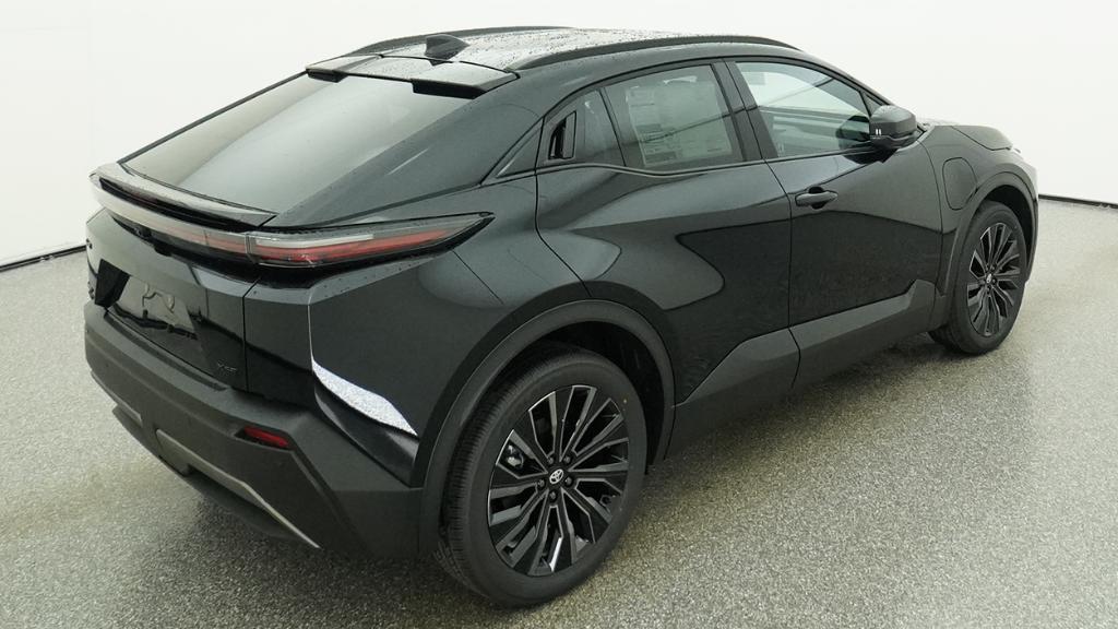 New 2026 Midnight Black Metallic Toyota  XSE image 32
