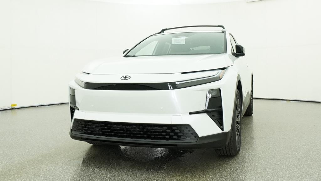 New 2026 Wind Chill Pearl Toyota XSE image 41