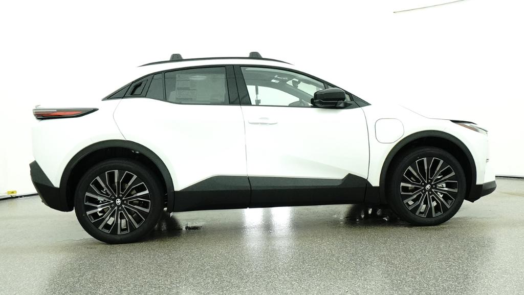 New 2026 Wind Chill Pearl Toyota XSE image 27