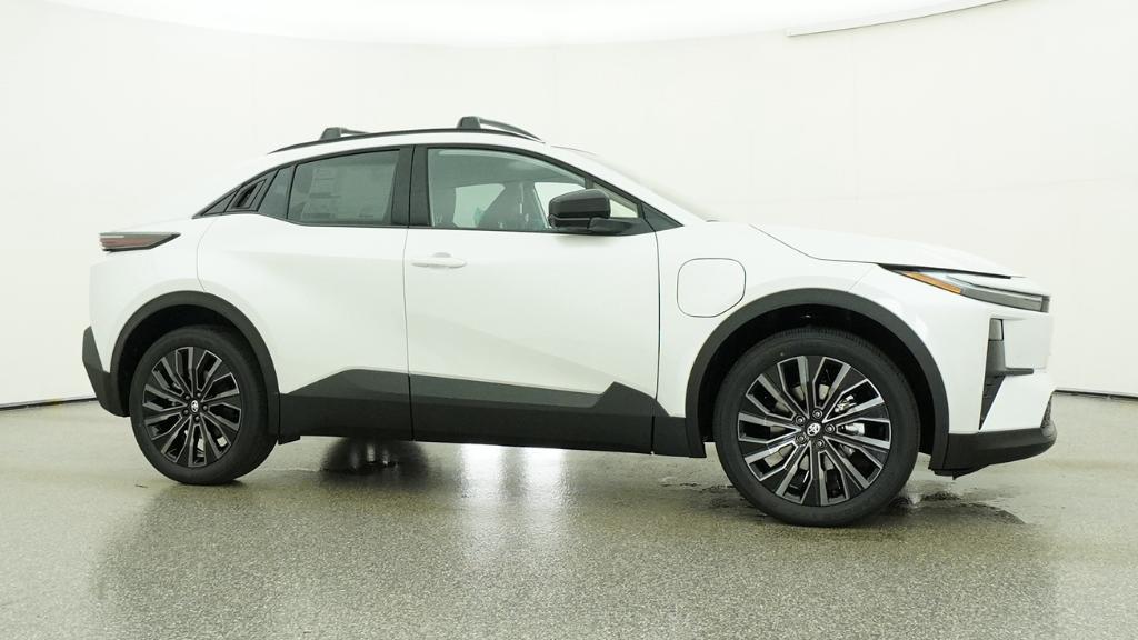New 2026 Wind Chill Pearl Toyota XSE image 39