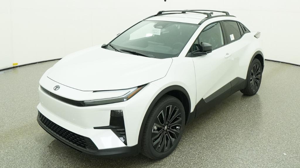 New 2026 Wind Chill Pearl Toyota XSE image 24