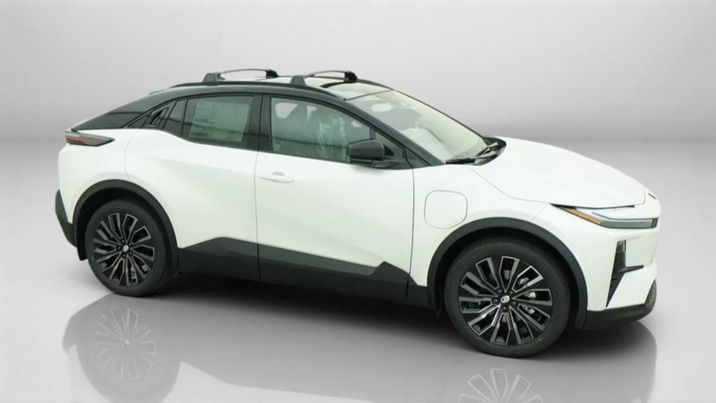 New 2026 Toyota C-HR SUV