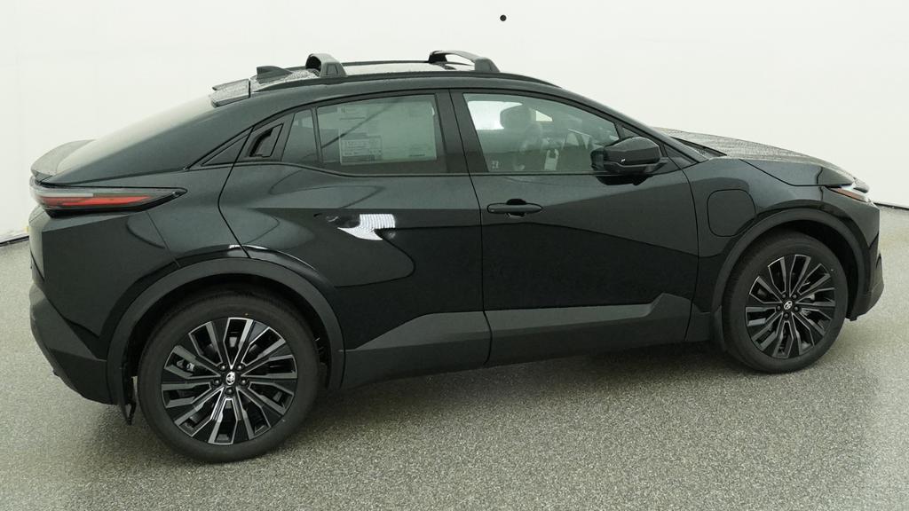 2026 Toyota C-HR XSE - Photo 40