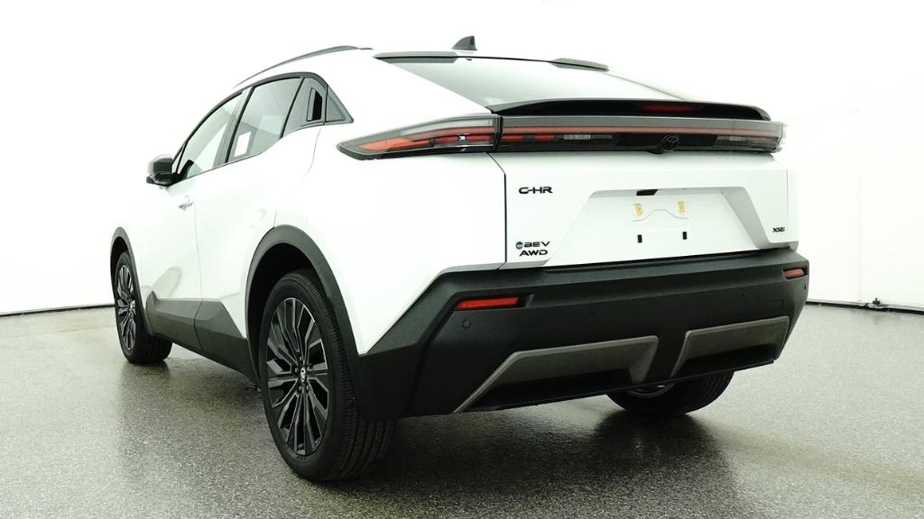 New 2026 Wind Chill Pearl Toyota XSE image 21