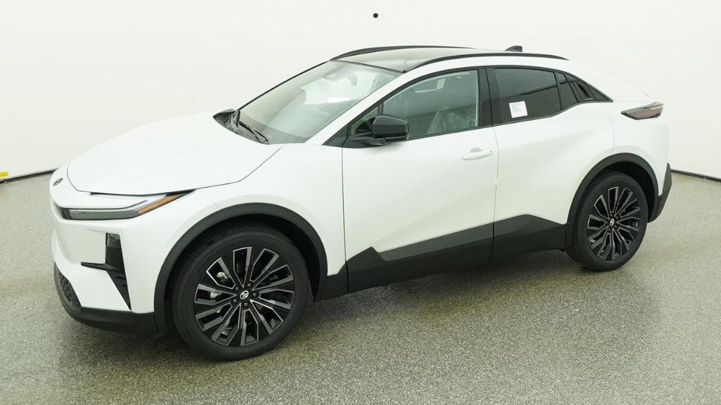 New 2026 Wind Chill Pearl Toyota XSE image 28