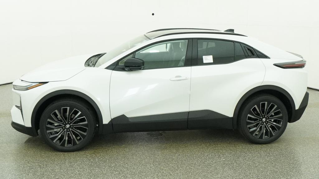 New 2026 Wind Chill Pearl Toyota XSE image 39