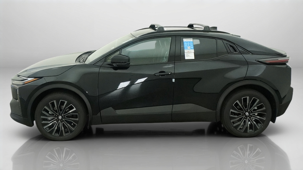 New 2026 Midnight Black Metallic Toyota  XSE image 34