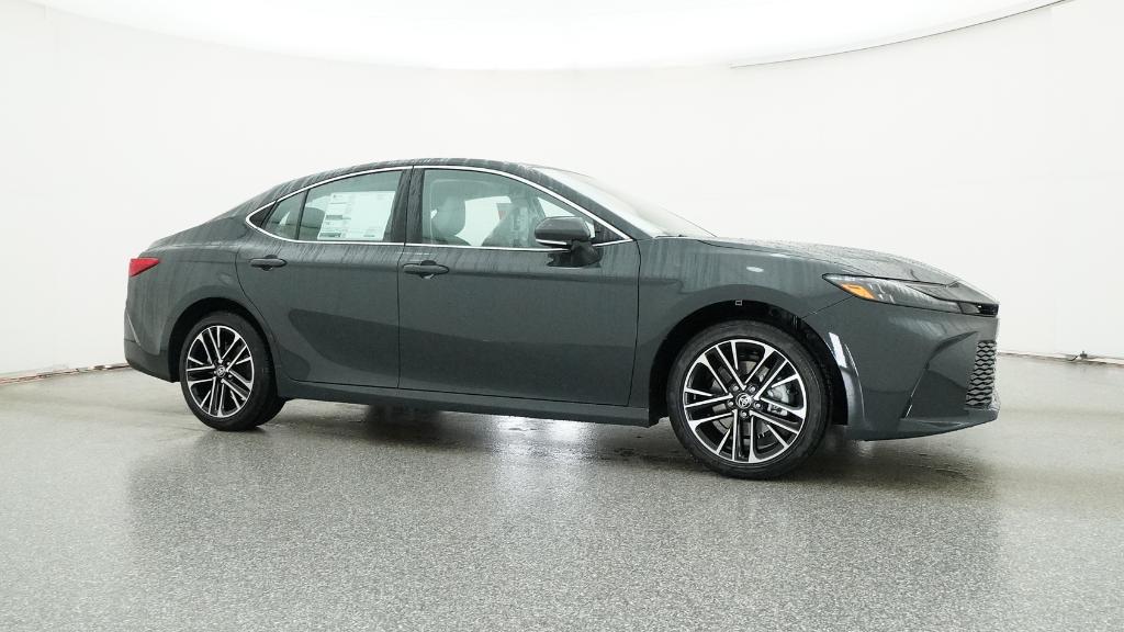 2026 Toyota Camry XLE photo 4