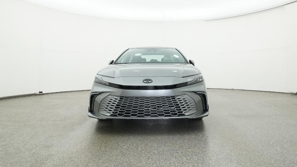 2025 Toyota Camry XSE photo 3