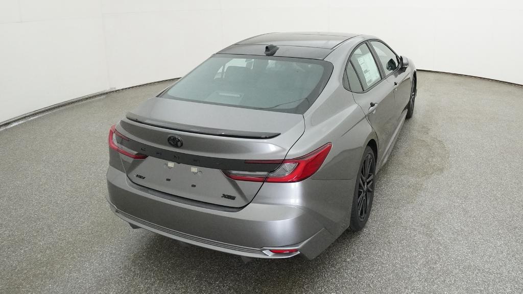 2025 Toyota Camry XSE photo 19