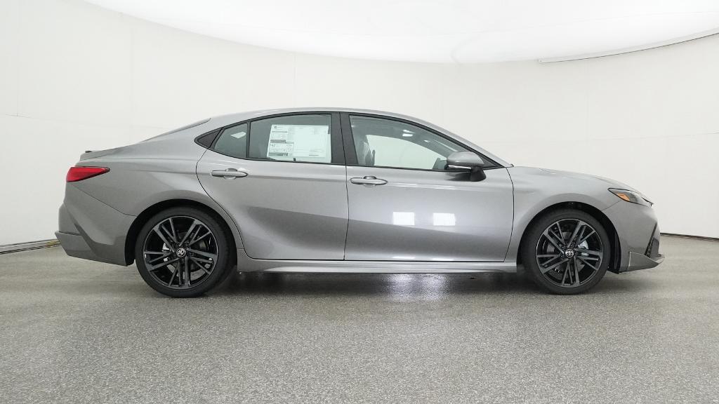 2025 Toyota Camry XSE photo 26