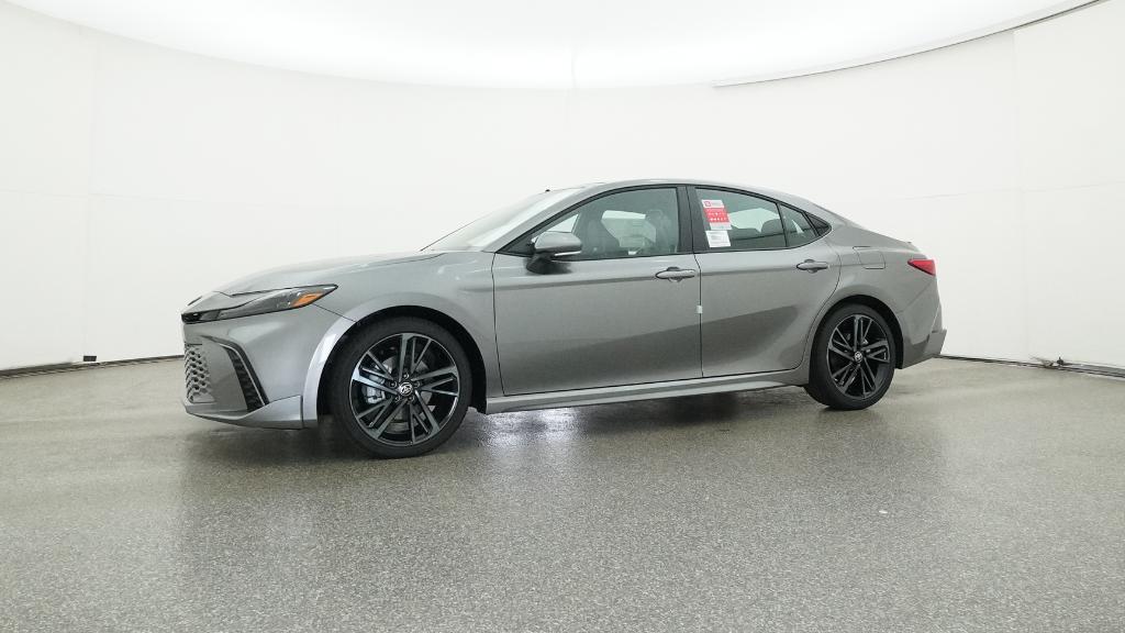 2025 Toyota Camry XSE photo 8