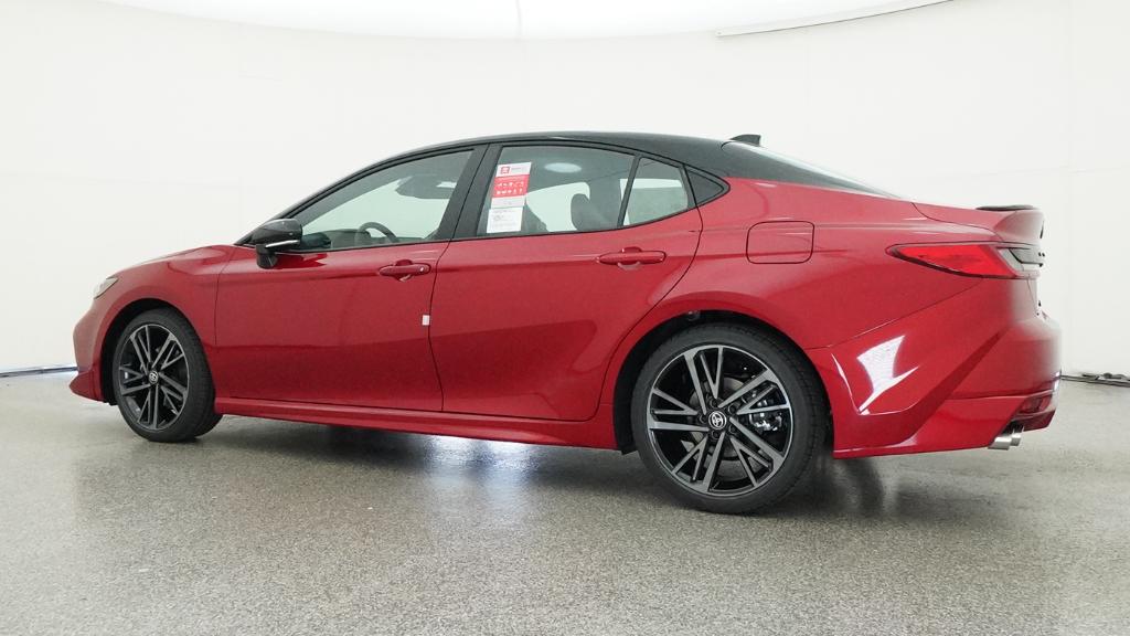 New 2026 Supersonic Red with Midnight Black Metallic roof <sup>1</sup> Toyota  XSE image 7