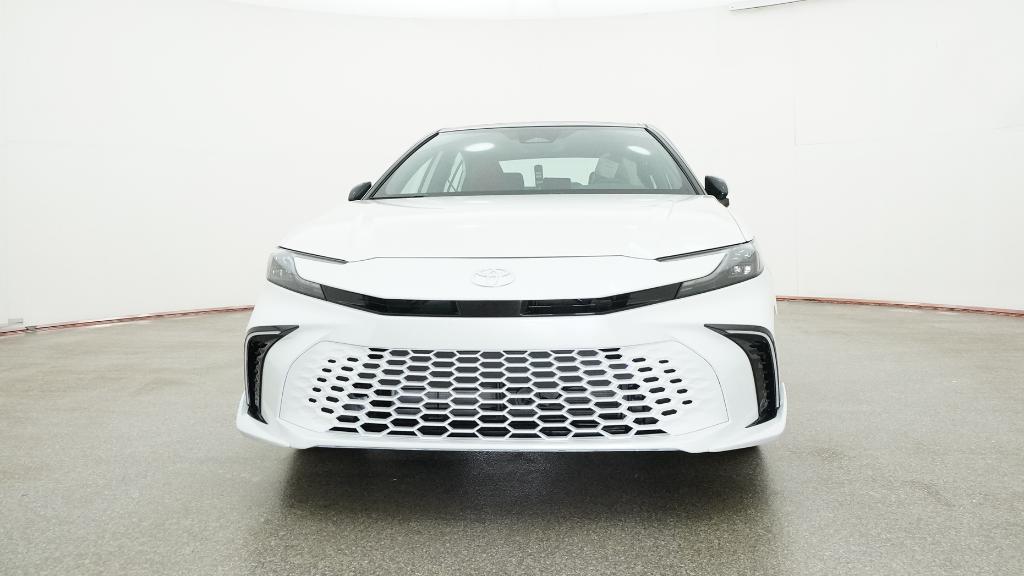 New 2026 Wind Chill Pearl with Midnight Black Metallic roof Toyota XSE image 59