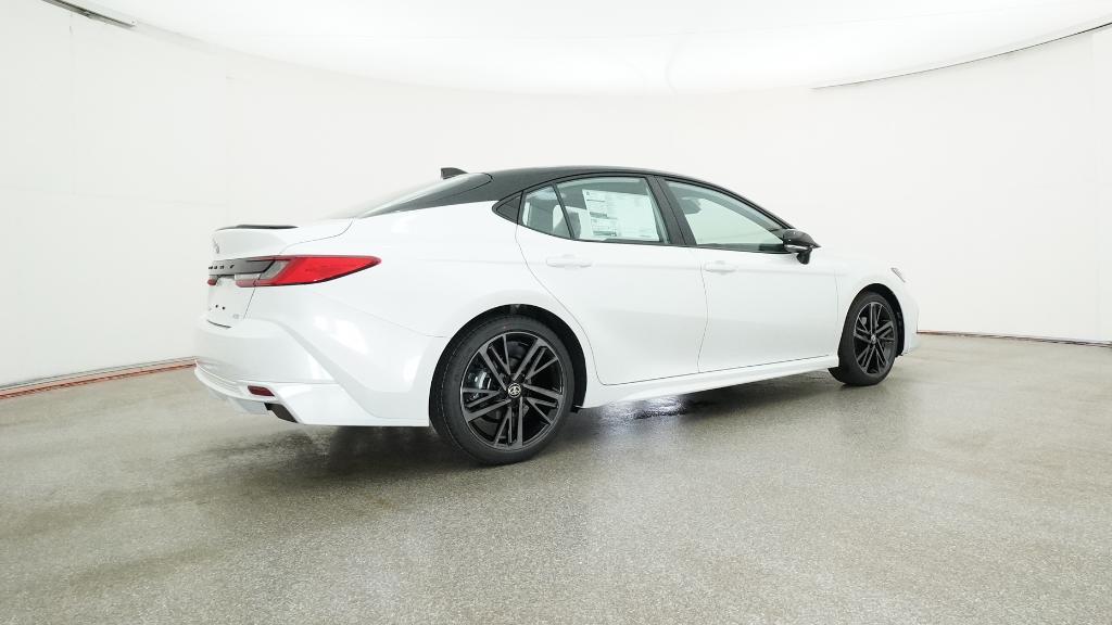New 2026 Wind Chill Pearl with Midnight Black Metallic roof Toyota XSE image 47