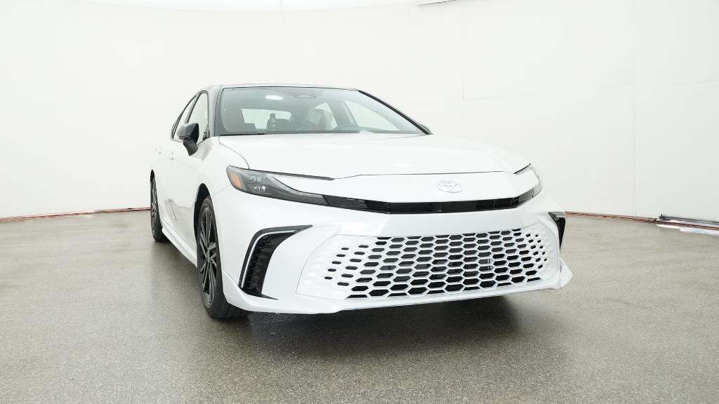 New 2026 Wind Chill Pearl with Midnight Black Metallic roof Toyota XSE image 61