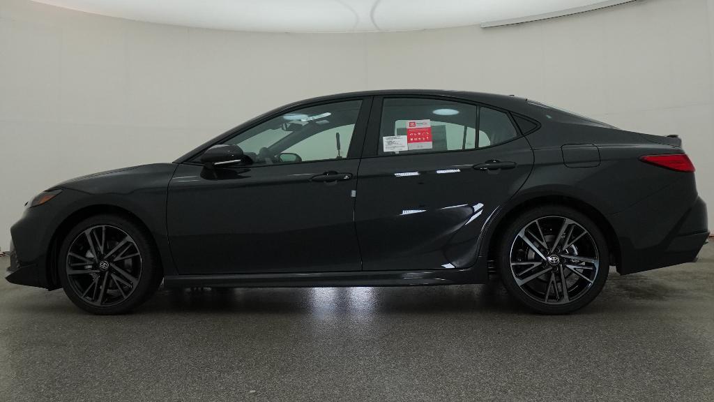 2026 Toyota Camry XSE 4dr Car Slide 21