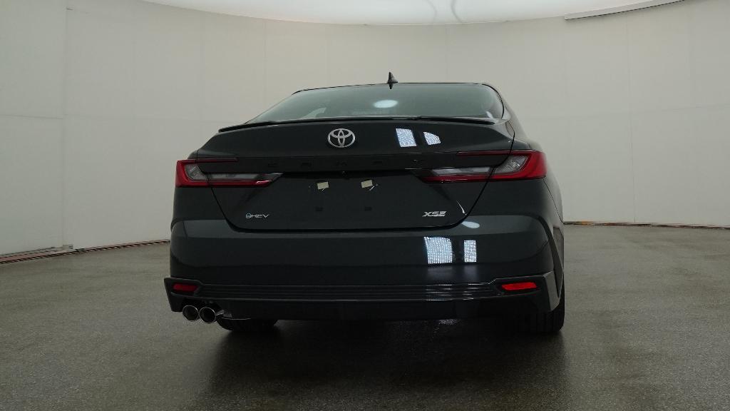 2026 Toyota Camry XSE 4dr Car Slide 25