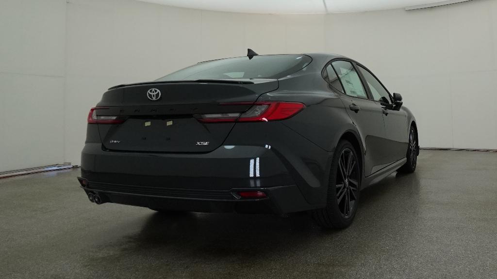 2026 Toyota Camry XSE 4dr Car Slide 26