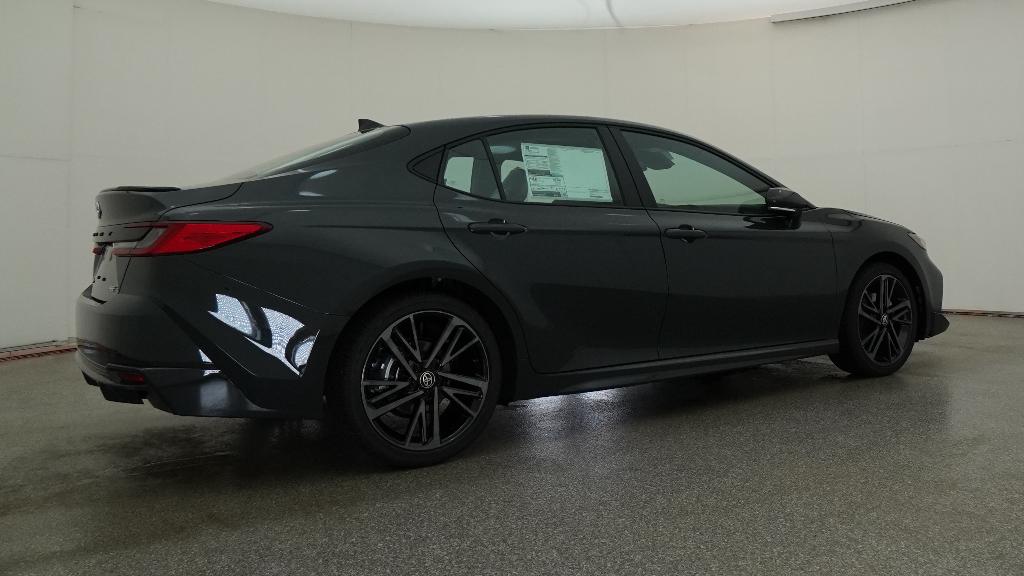 2026 Toyota Camry XSE 4dr Car Slide 27