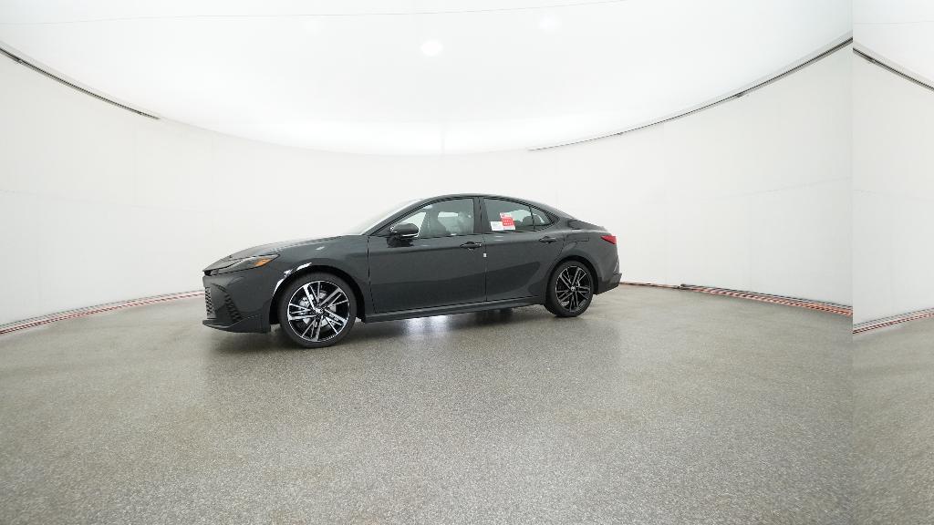 2026 Toyota Camry XSE 4dr Car Slide 19