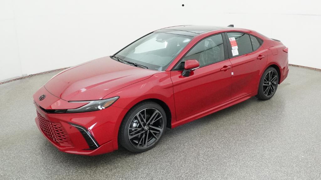 2026 Toyota Camry XSE Hybrid's photo