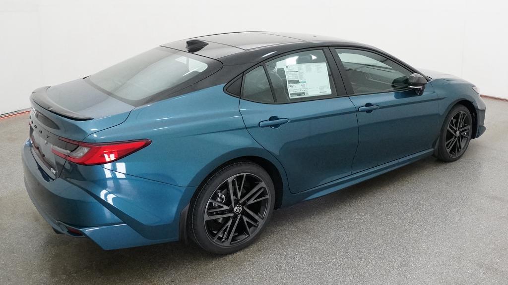 New 2026 Ocean Gem with Midnight Black Metallic roof Toyota XSE image 63