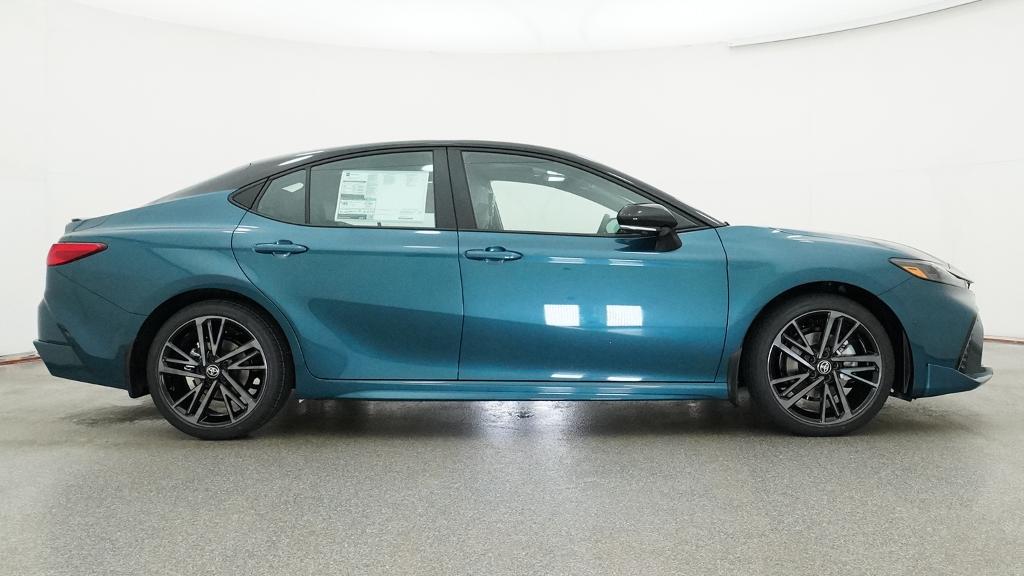 New 2026 Ocean Gem with Midnight Black Metallic roof Toyota XSE image 58