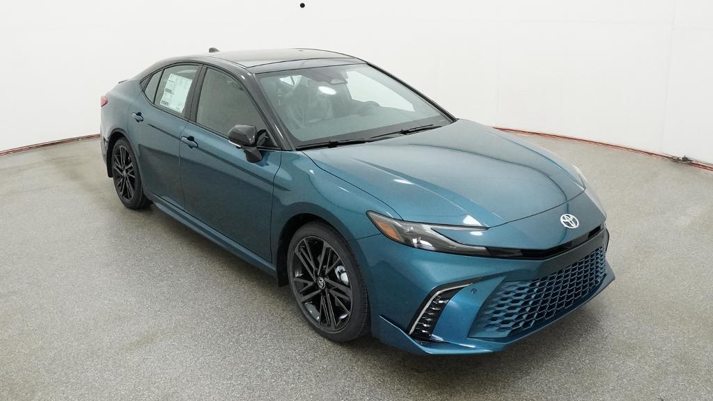 New 2026 Ocean Gem with Midnight Black Metallic roof Toyota XSE image 55