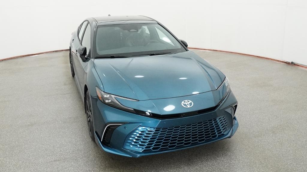New 2026 Ocean Gem with Midnight Black Metallic roof Toyota XSE image 53